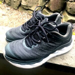 Hoka One One Akasa Wide Black Gray Women’s Walking Running Shoes Size 39/8.5US